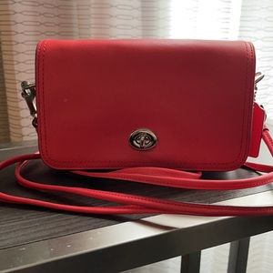 Coach hot pink sm crossbody